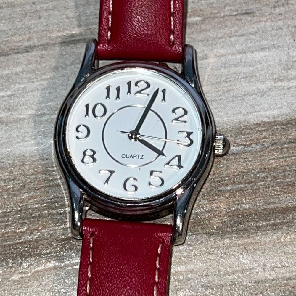 M. Z. Berger Japanese Movement Bold Faced Women's Red Band Watch Tested New Batt